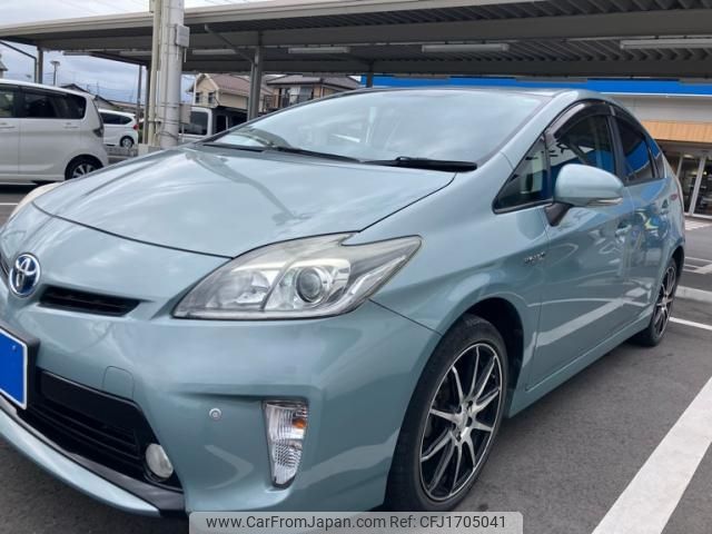 toyota prius 2015 CFJ1705041 image 1