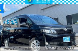 toyota voxy 2017 CARSENSOR_JP_AU5810140731