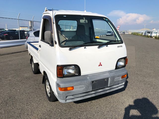 mitsubishi minicab-truck 1996 2014 image 2