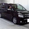 toyota voxy 2010 GAV0009 image 1