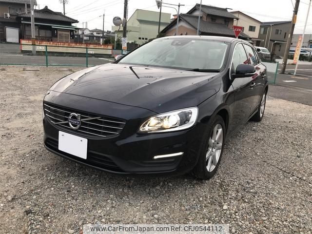 volvo v60 2018 -VOLVO 【名変中 】--Volvo V60 FD4204T--J2393021---VOLVO 【名変中 】--Volvo V60 FD4204T--J2393021- image 1