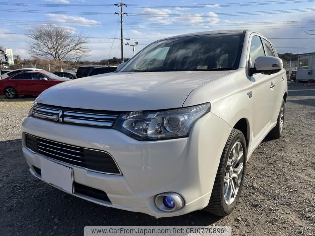 mitsubishi outlander-phev 2013 quick_quick_DLA-GG2W_GG2W-0001182 image 1