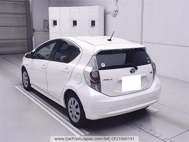 toyota aqua 2012 -TOYOTA 【岐阜 504ﾃ1120】--AQUA NHP10-6057049---TOYOTA 【岐阜 504ﾃ1120】--AQUA NHP10-6057049- image 2