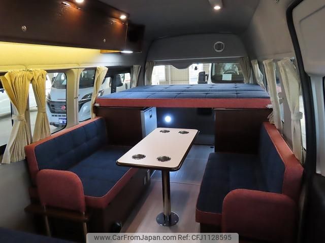 toyota hiace-van 2017 GOO_JP_700040301030250507001 image 1