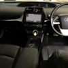 toyota prius 2017 CFJ1536075 image 5