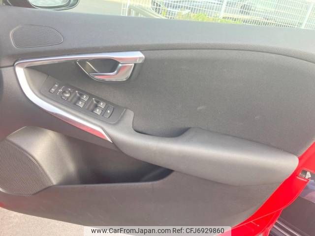 volvo v40 2014 -VOLVO--Volvo V40 DBA-MB4164T--YV1MV485BE2153980---VOLVO--Volvo V40 DBA-MB4164T--YV1MV485BE2153980- image 2