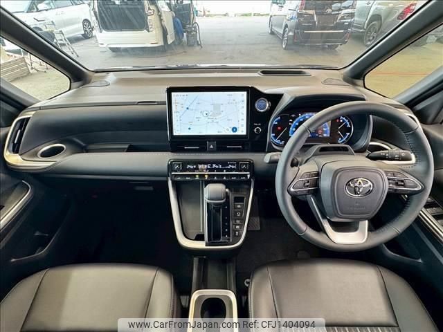 toyota noah 2024 quick_quick_6AA-ZWR90W_ZWR90-0121992 image 2