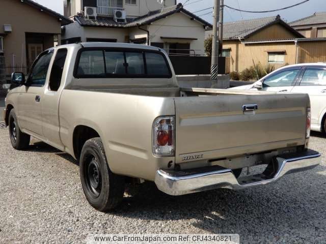 toyota hilux 2002 -TOYOTA--Hilux GC-RZN152H--RZN152-0002652---TOYOTA--Hilux GC-RZN152H--RZN152-0002652- image 2