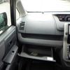 toyota noah 2007 NIKYO_ER88345 image 10