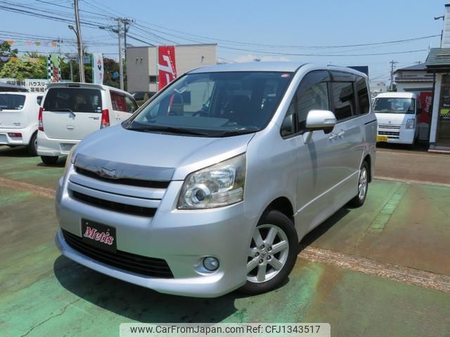 toyota noah 2008 -TOYOTA--Noah ZRR70W--0104467---TOYOTA--Noah ZRR70W--0104467- image 1