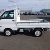 mitsubishi minicab-truck 1998 CFJ1789806 image 11