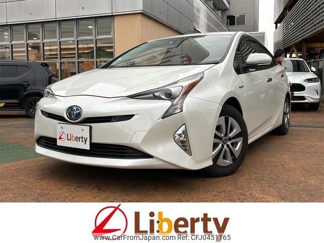 toyota prius 2017 quick_quick_ZVW51_ZVW51-6060408 image 1