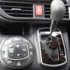 toyota noah 2018 -TOYOTA--Noah DBA-ZRR85G--ZRR85-0106171---TOYOTA--Noah DBA-ZRR85G--ZRR85-0106171- image 10