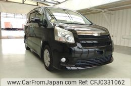 toyota noah 2008 ENHANCEAUTO_1_ea289062