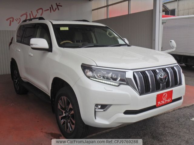 toyota land-cruiser-prado 2022 24112503 image 1