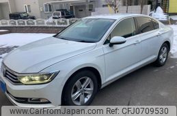 volkswagen passat 2018 -VOLKSWAGEN--VW Passat DBA-3CCZE--WVWZZZ3CZJE063241---VOLKSWAGEN--VW Passat DBA-3CCZE--WVWZZZ3CZJE063241-