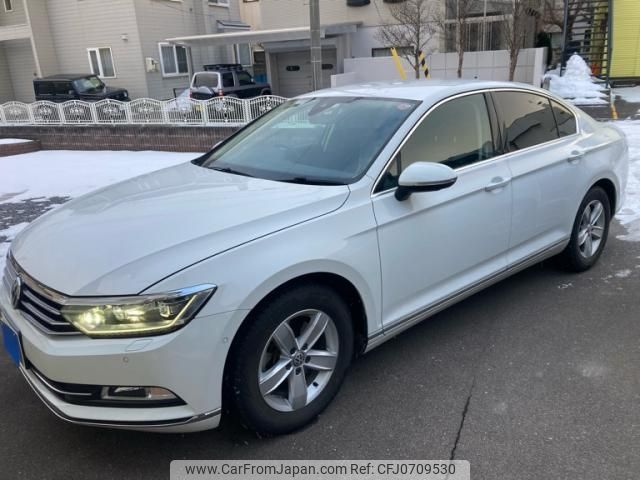 volkswagen passat 2018 -VOLKSWAGEN--VW Passat DBA-3CCZE--WVWZZZ3CZJE063241---VOLKSWAGEN--VW Passat DBA-3CCZE--WVWZZZ3CZJE063241- image 1