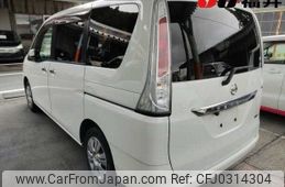 nissan serena 2011 TE074