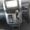 toyota voxy 2007 TE2255 image 10