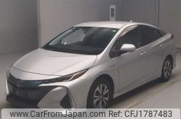 toyota prius-phv 2018 CFJ1787483