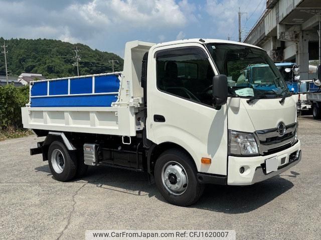 hino dutro 2024 CFJ1620007 image 1