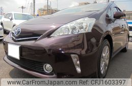 toyota prius-α 2014 CFJ1603397