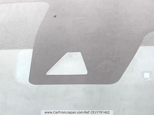 toyota c-hr 2018 CFJ1791462 image 2