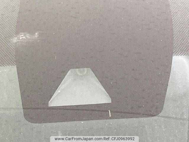 toyota c-hr 2019 CFJ0963992 image 2