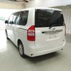 toyota noah 2010 ENHANCEAUTO_1_ea288336 image 5