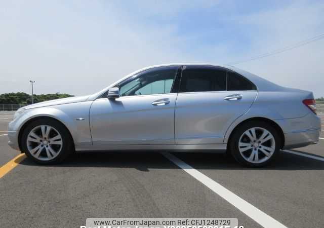 mercedes-benz c-class 2010 646828-Y2025050281F-12 image 2