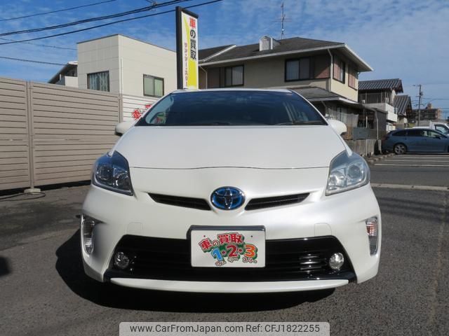 toyota prius 2013 CFJ1822255 image 2