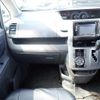 toyota noah 2008 NIKYO_LK69003 image 10