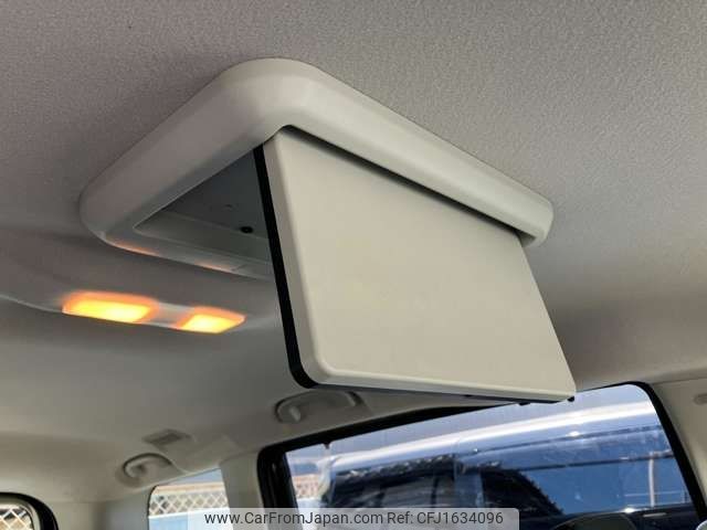 nissan serena 2018 CFJ1634096 image 2