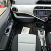 toyota aqua 2014 AF-NHP10-6310164 image 11