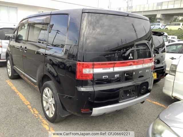 mitsubishi delica-d5 2011 -MITSUBISHI--Delica D5 CV5W--0607916---MITSUBISHI--Delica D5 CV5W--0607916- image 2