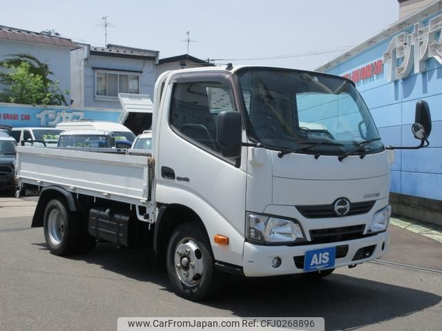 hino dutro 2017 -HINO--Hino Dutoro XZU605M--0016480---HINO--Hino Dutoro XZU605M--0016480- image 1