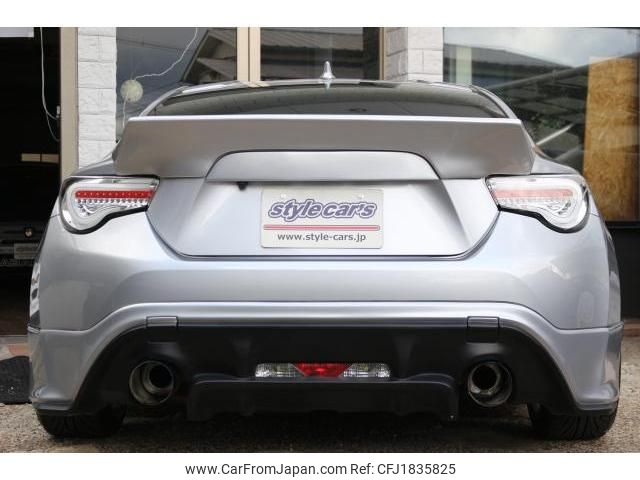 toyota 86 2018 CFJ1835825 image 2