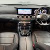 mercedes-benz e-class 2019 quick_quick_213004C_WDD2130042A625853 image 2
