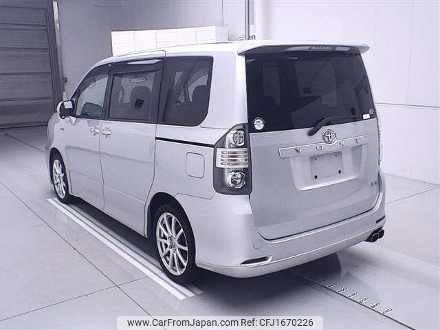 toyota voxy 2009 CFJ1670226 image 2