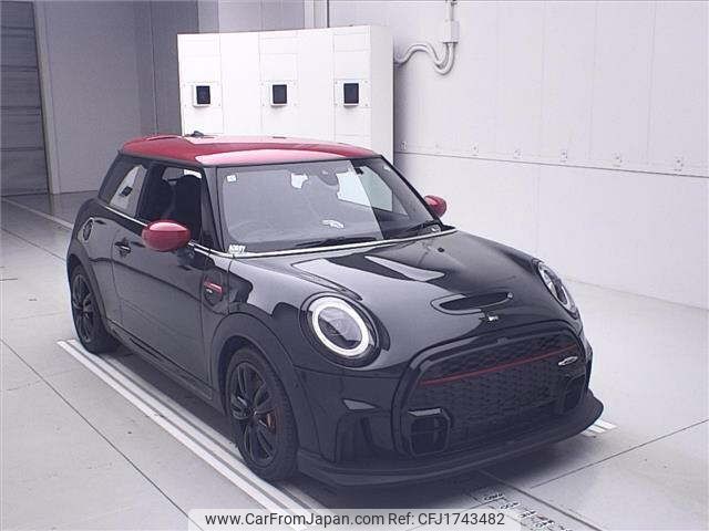 mini mini-others 2023 CFJ1743482 image 1