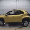 toyota yaris-cross 2022 CFJ1568247 image 9