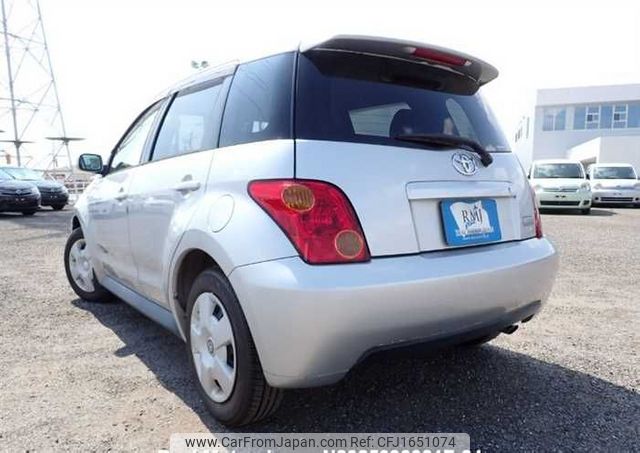 toyota ist 2002 CFJ1651074 image 2