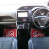 toyota voxy 2020 -TOYOTA--Voxy DBA-ZRR80W--ZRR80-0613577---TOYOTA--Voxy DBA-ZRR80W--ZRR80-0613577- image 2