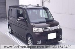 daihatsu tanto 2013 CFJ1642489