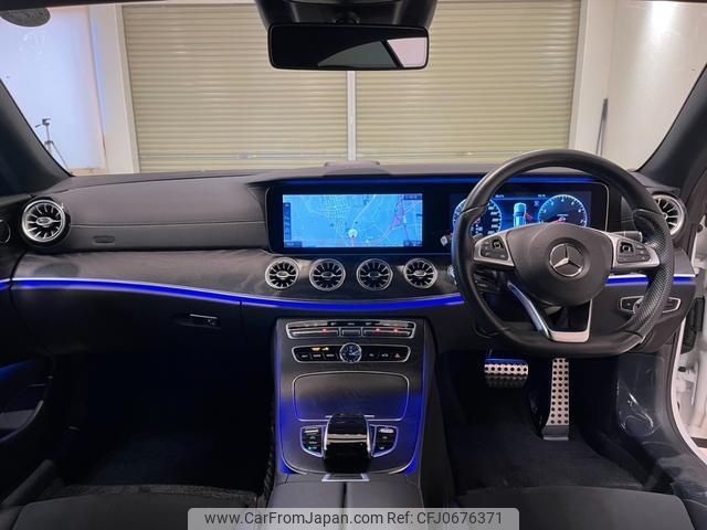 mercedes-benz e-class 2018 quick_quick_238342C_WDD2383422F047046 image 2