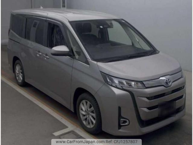 toyota noah 2022 quick_quick_6AA-ZWR90W_0011987 image 1