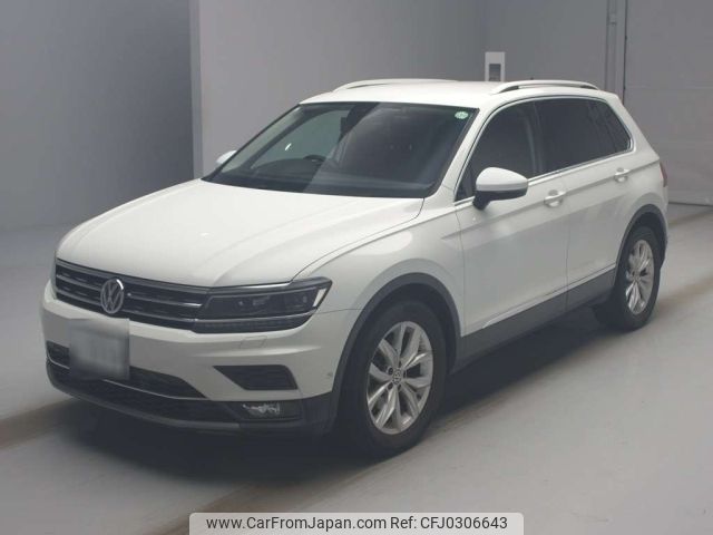 volkswagen tiguan 2017 -VOLKSWAGEN 【とちぎ 300も3999】--VW Tiguan 5NCZE-WVGZZZ5NZJW302422---VOLKSWAGEN 【とちぎ 300も3999】--VW Tiguan 5NCZE-WVGZZZ5NZJW302422- image 1