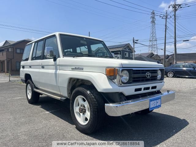 toyota landcruiser-70 1996 quick_quick_KC-HZJ77V_HZJ77-0008157 image 1