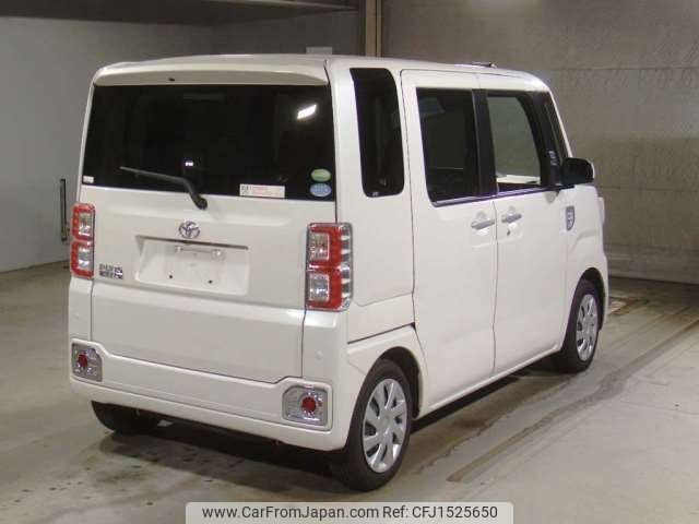 toyota pixis-mega 2019 CFJ1525650 image 2