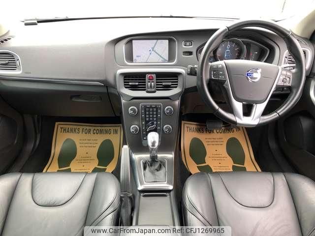 volvo v40 2013 quick_quick_DBA-MB4164T_YV1MV485BD2054878 image 2